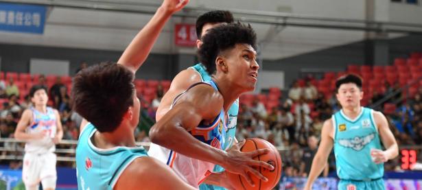 B体育体育app-包含新疆伊力特主帅信心十足，坚信球队将冲击CBA总冠军的词条