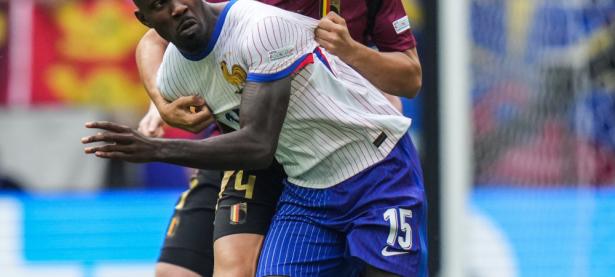 B体育体育官方-欧洲足球杯赛进入淘汰赛阶段