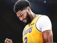 包含湖人客场惜败步行者，浓眉表现出色的词条