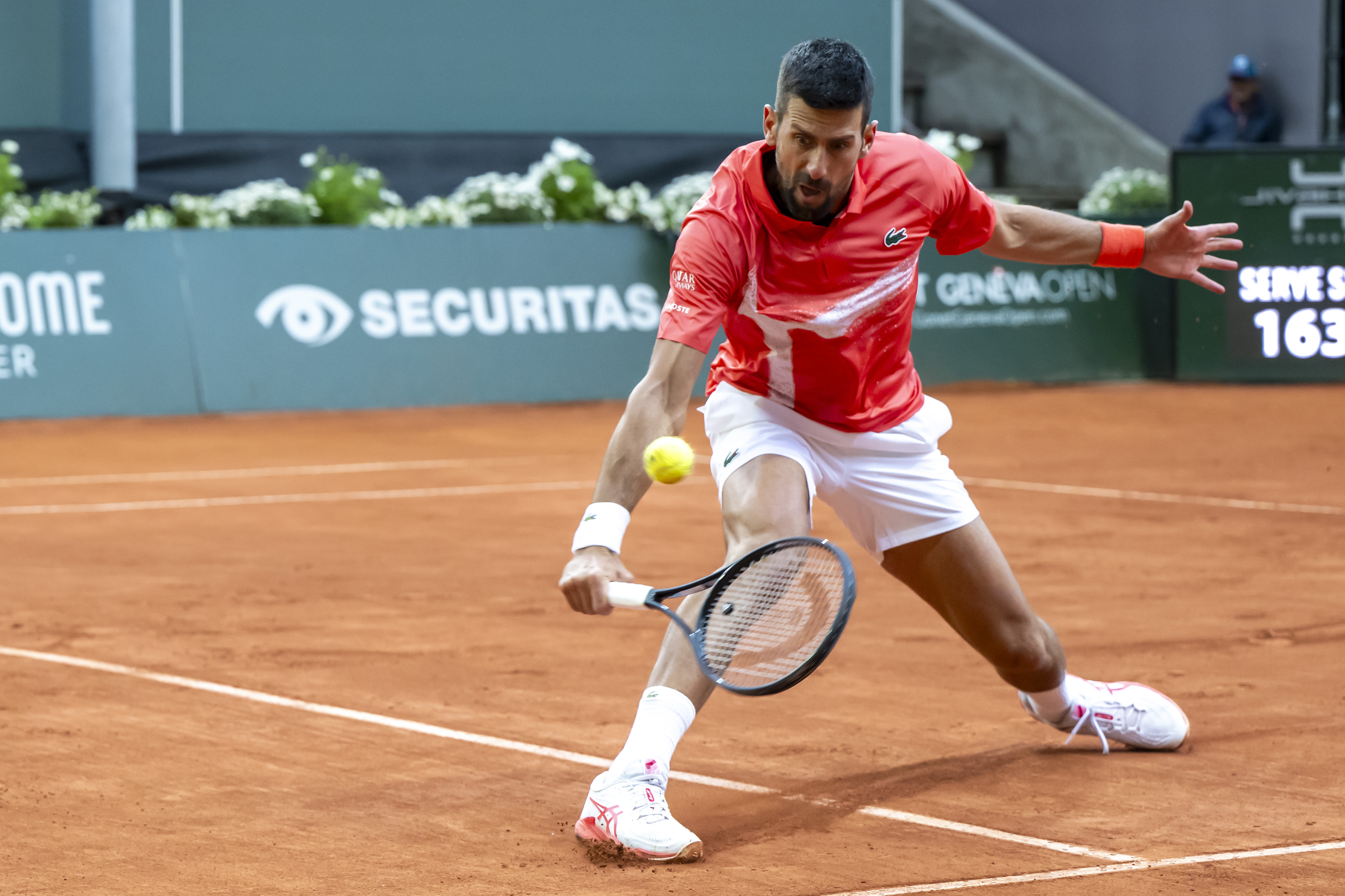 网球单打:瑞士名将晋级八强 网球单打:瑞士名将晋级八强