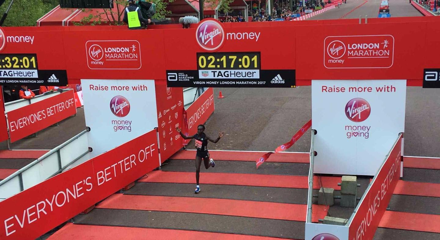 世界纪录再次被打破,掀起轰动的简单介绍 世界纪录再次被打破,掀起轰动的简单介绍