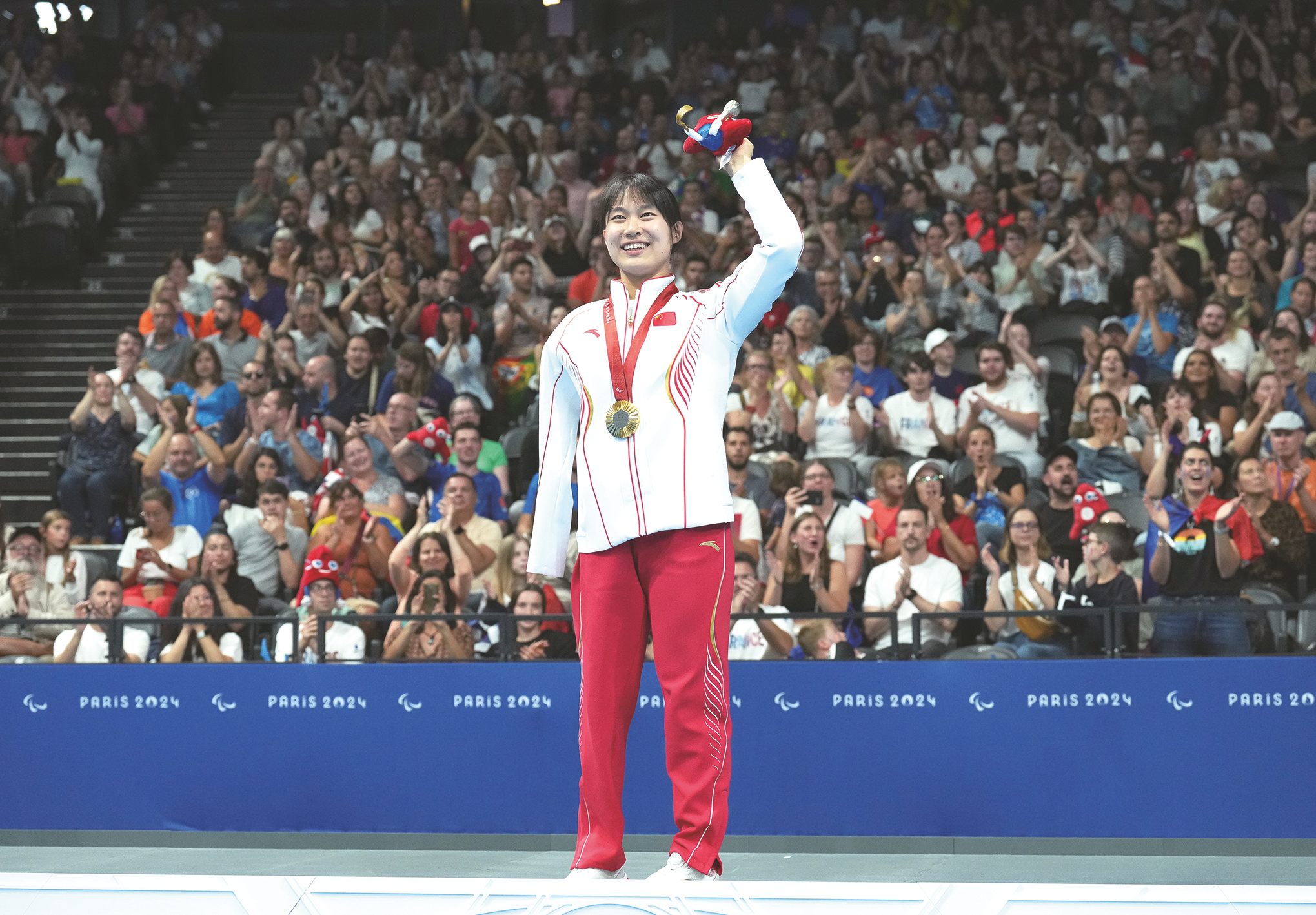 田径比赛泰国选手奔跑如风，成功登上领奖台的简单介绍