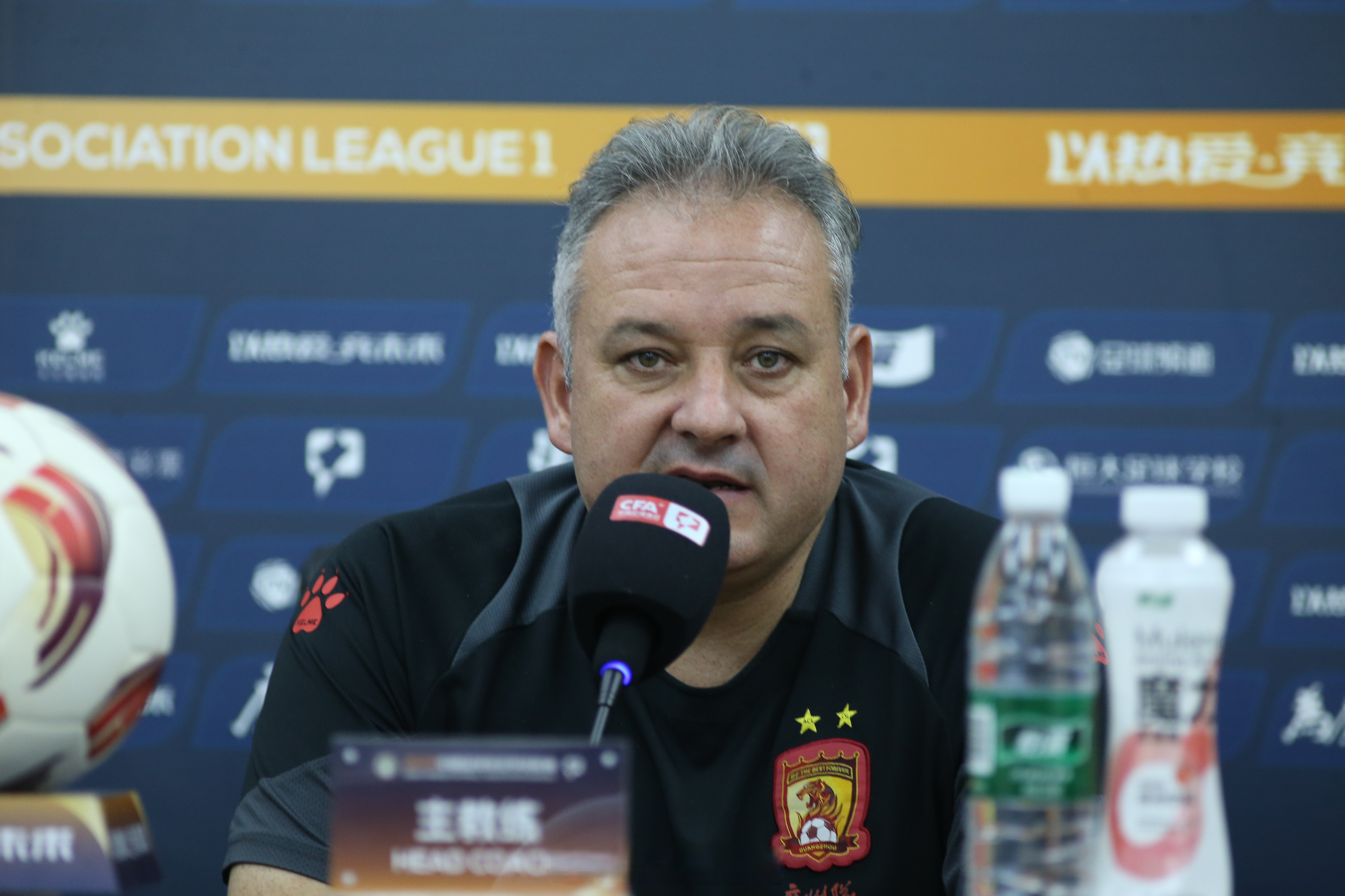 球队演练新招，备战策略全面升级的简单介绍