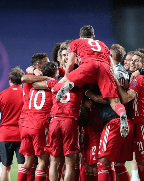 包含拜仁慕尼黑球员全力以赴为球队争取胜利的词条 包含拜仁慕尼黑球员全力以赴为球队争取胜利的词条