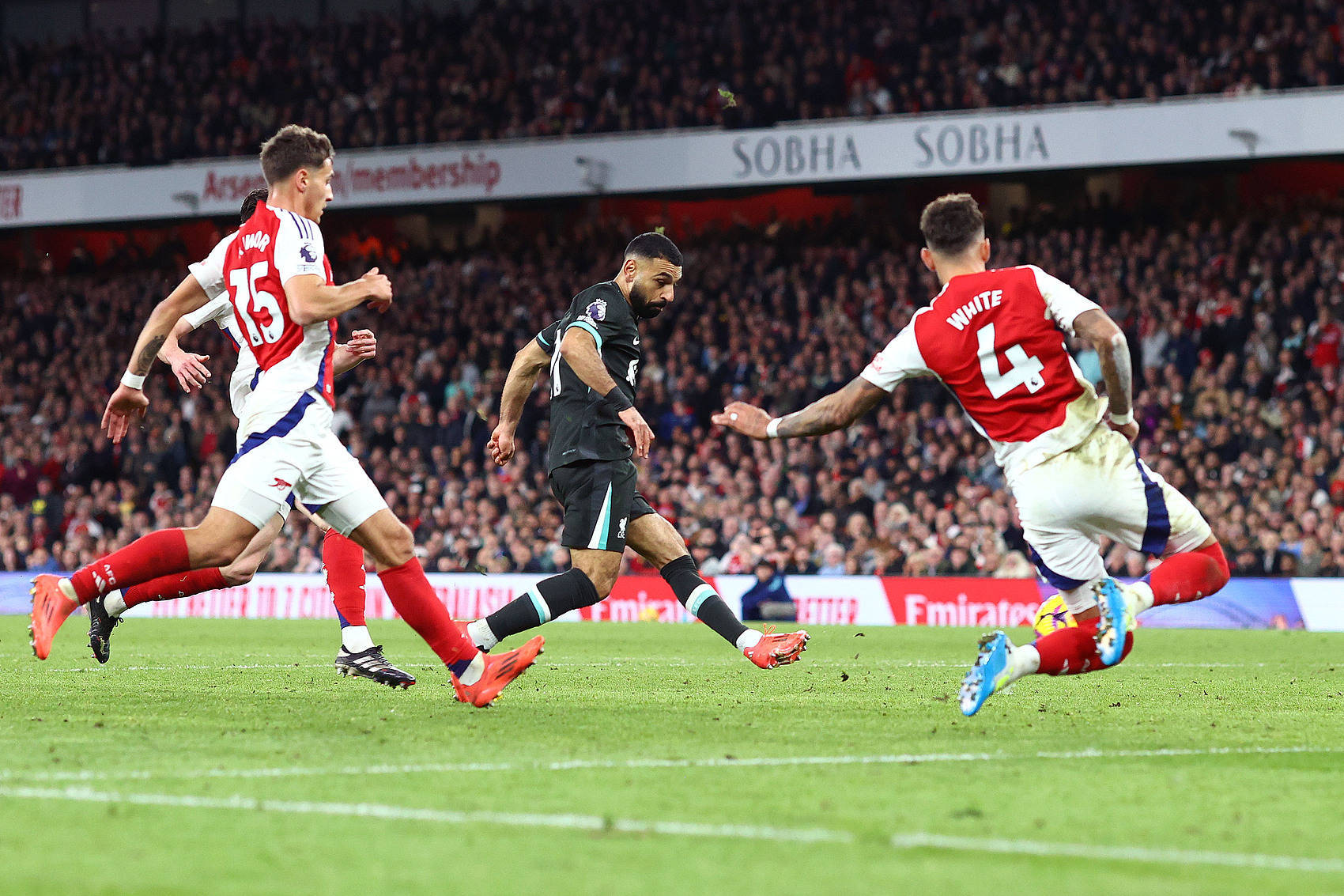 托特纳姆热刺客场全面失利,皇马连遇两败的简单介绍 托特纳姆热刺客场全面失利,皇马连遇两败的简单介绍