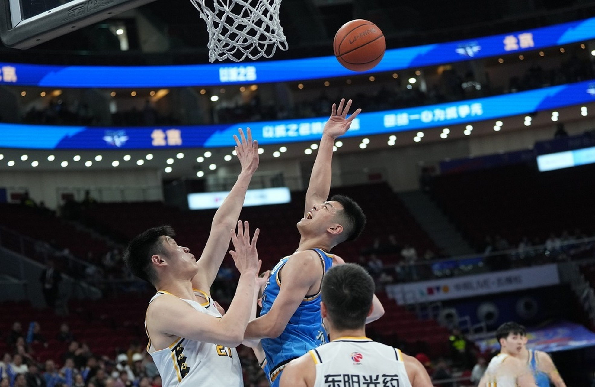 北京北汽男篮新援助攻破门,逆转战胜对手取得连胜的简单介绍 北京北汽男篮新援助攻破门,逆转战胜对手取得连胜的简单介绍