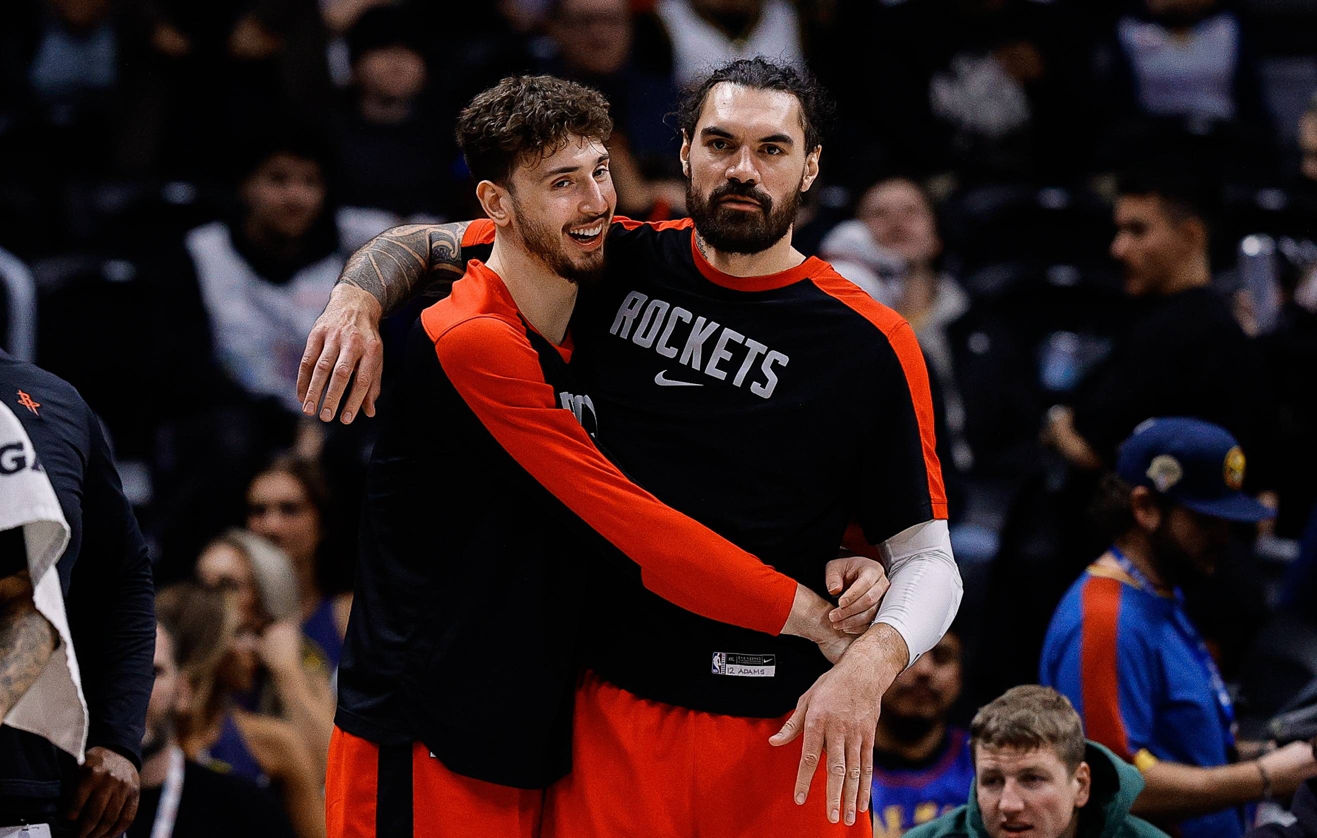 火箭外线射手迎来生涯新高,球队取得关键胜利 火箭外线射手迎来生涯新高,球队取得关键胜利