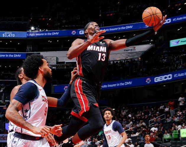 火箭惜败76人,未能把握机会 火箭惜败76人,未能把握机会