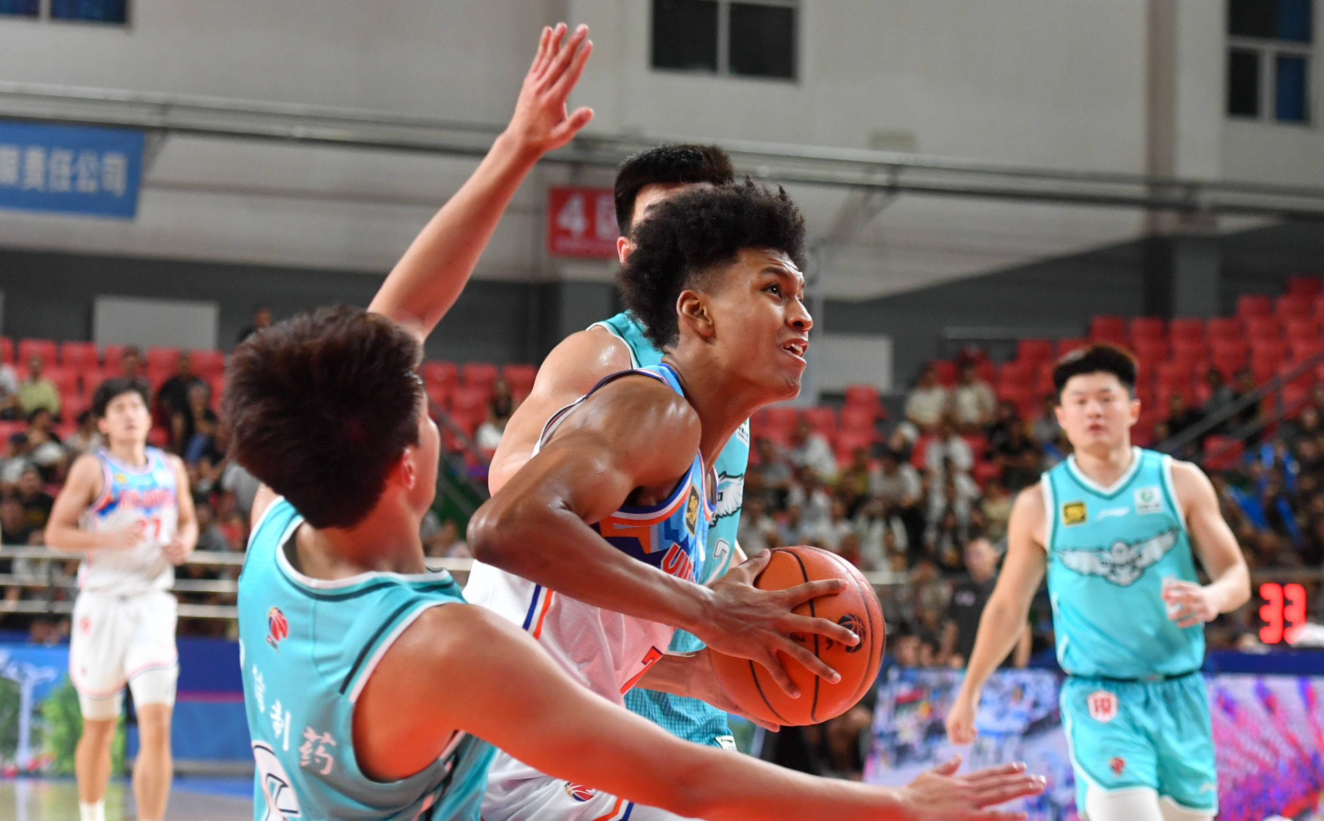 包含新疆伊力特主帅信心十足,坚信球队将冲击CBA总冠军的词条 包含新疆伊力特主帅信心十足,坚信球队将冲击CBA总冠军的词条