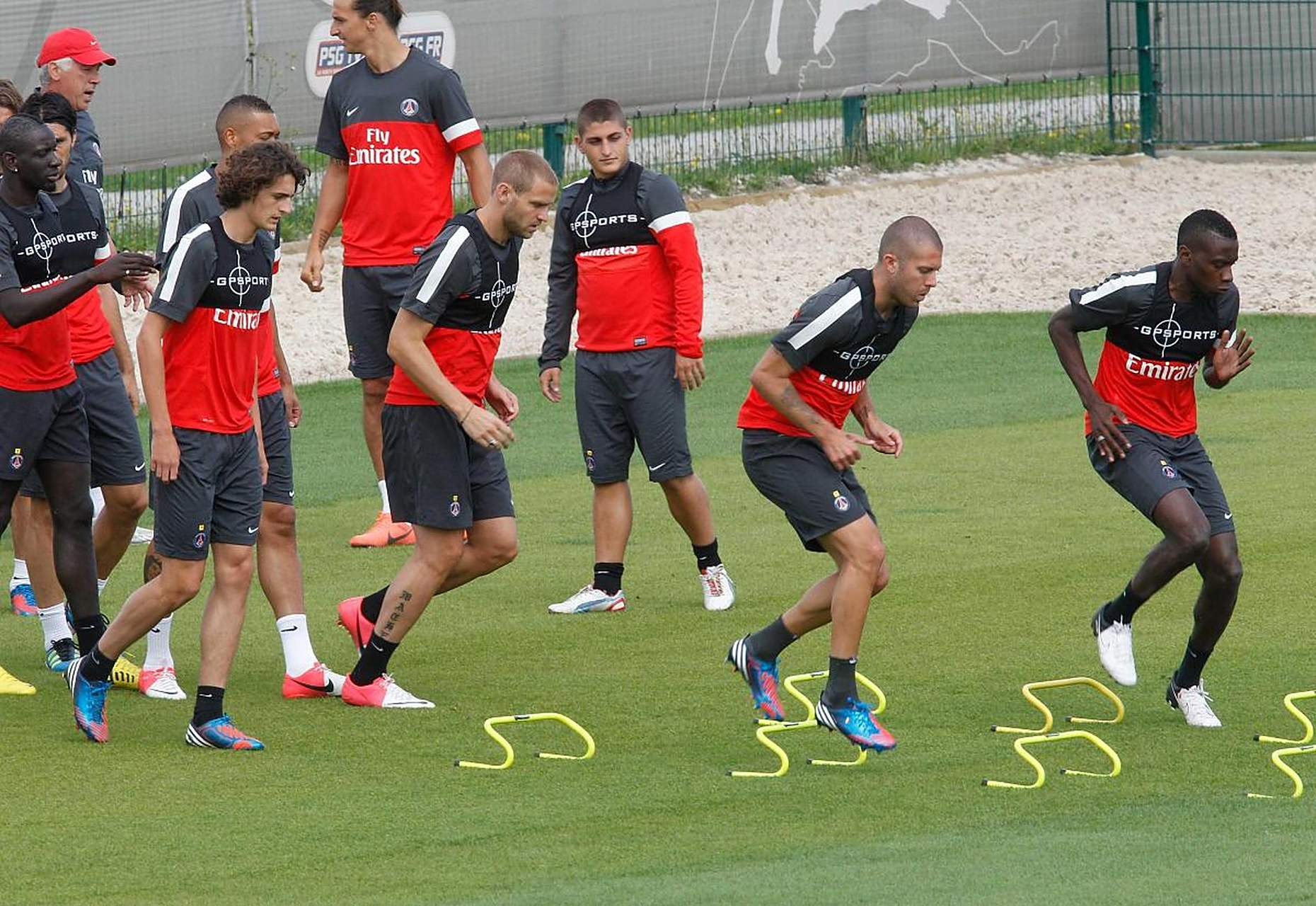 关于巴黎圣日耳曼客场大胜兰斯,法国联赛领头羊傲人的信息 关于巴黎圣日耳曼客场大胜兰斯,法国联赛领头羊傲人的信息