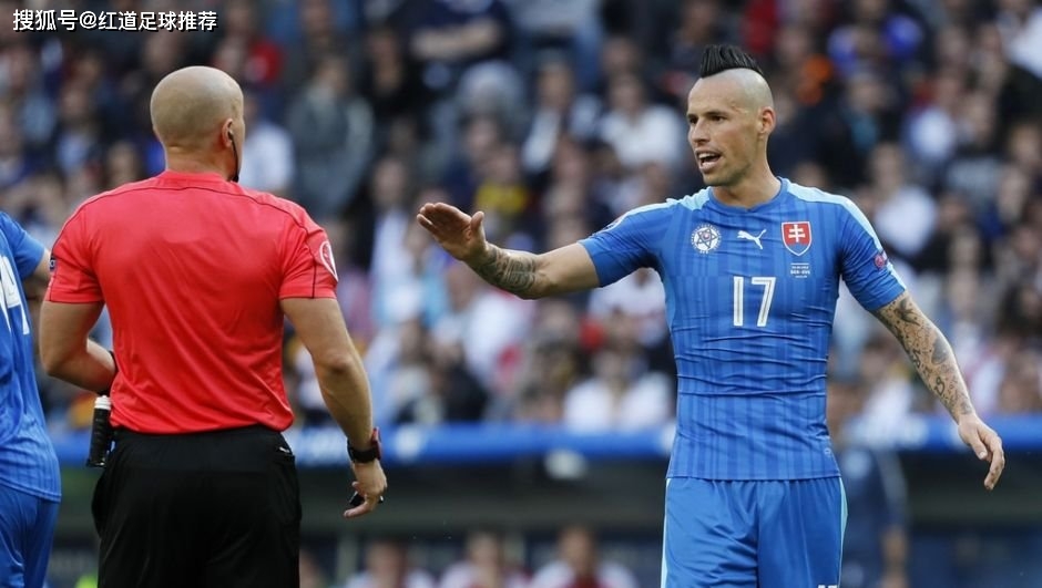 捷克女足对阵以色列女足,争胜之际 捷克女足对阵以色列女足,争胜之际