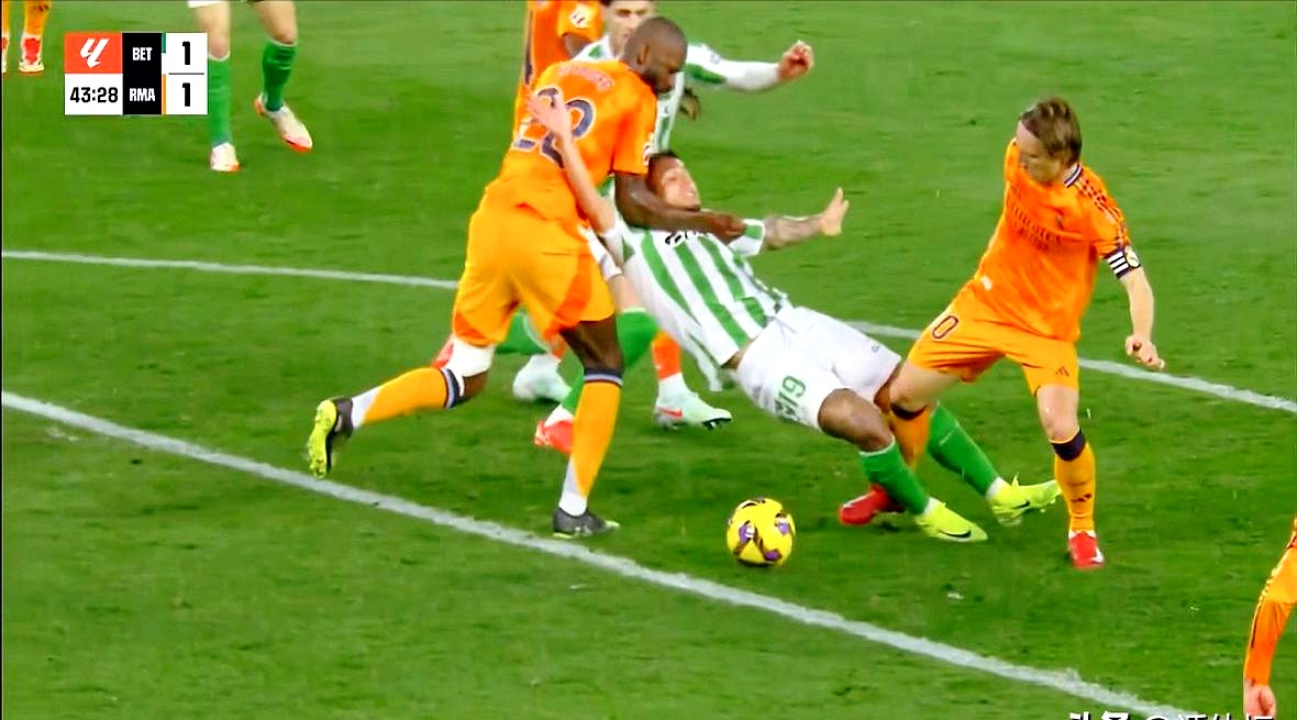 关于塞维利亚客场挑战皇马，戈麦斯能否打破僵局？的信息